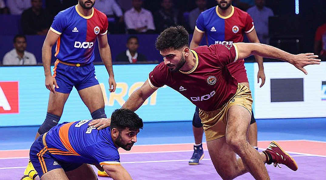 कबड्डी की नीलामी उस खेल को खरीद रही है जो अब मैदान पर नहीं चलता